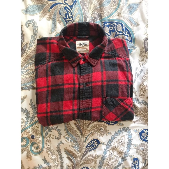 Aritzia Tops - Aritzia Plaid Shirt
